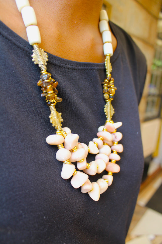 Lesa Necklace