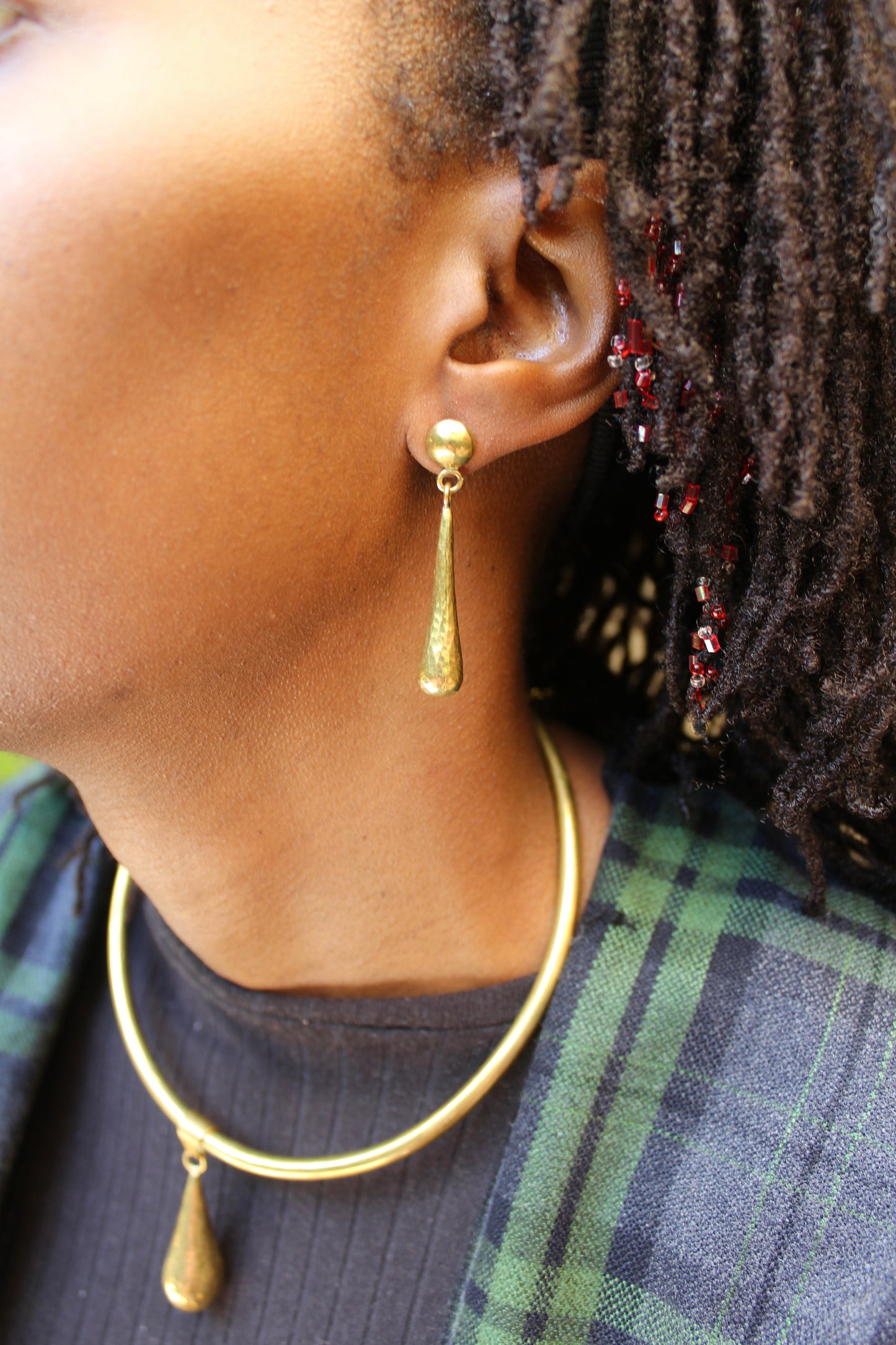 Qwesi Brass Set