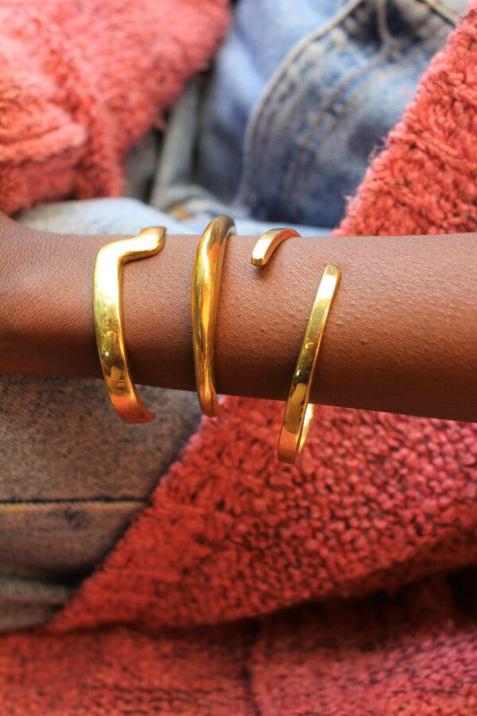 Tilam Cuff Set