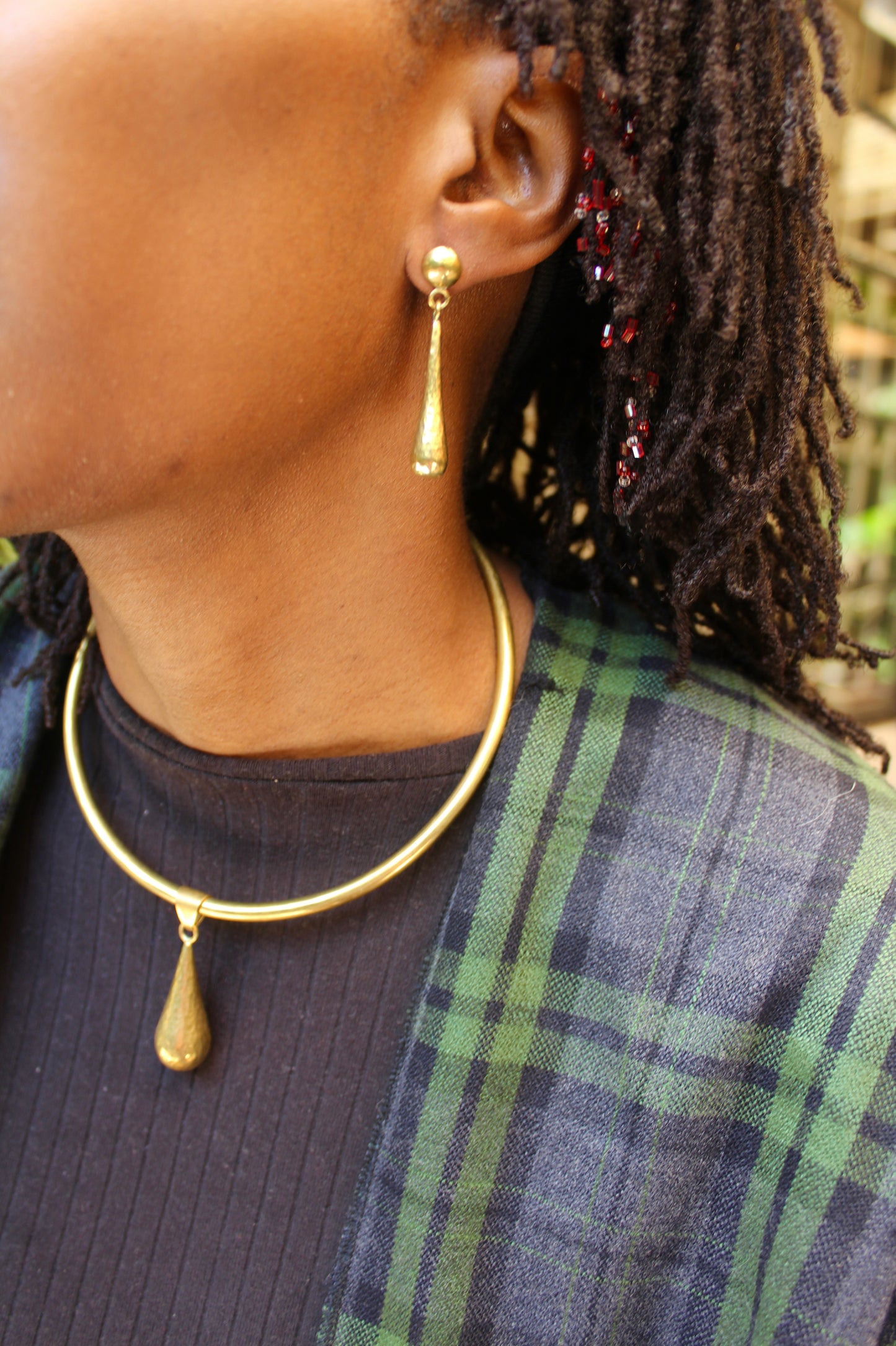 Qwesi Brass Set